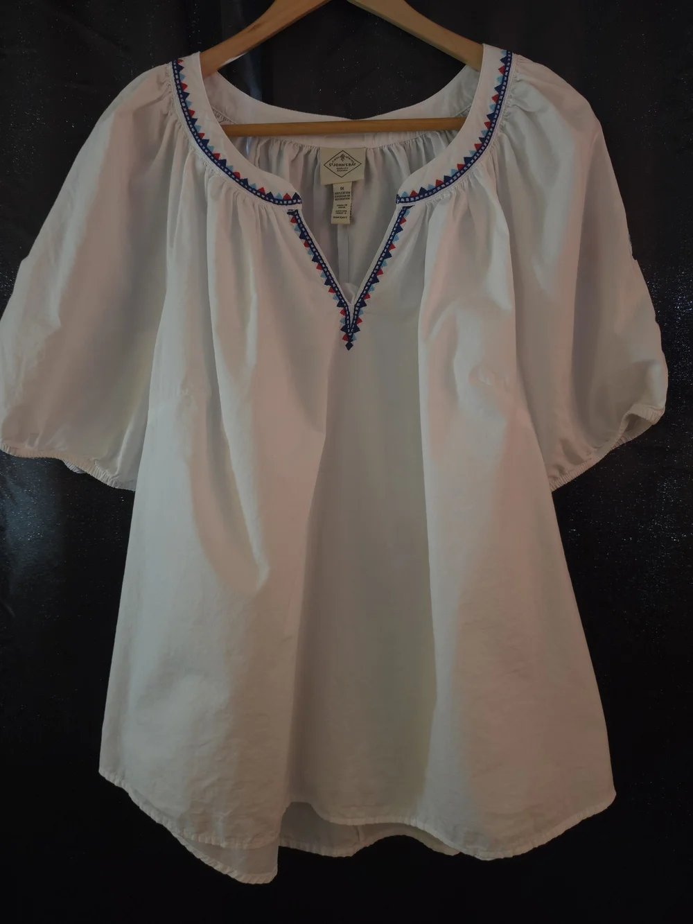 St Johns Bay Womens 1X White Embroidered Peasant Whimsy Festival Boho Top - Picture 1 of 9